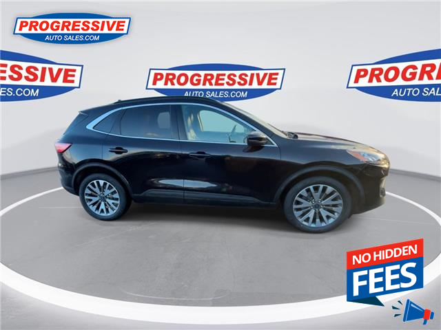 2020 Ford Escape Titanium (Stk: LUC31749) in Sarnia - Image 10 of 25