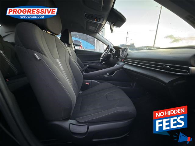 2023 Hyundai Elantra Preferred (Stk: PU563089) in Sarnia - Image 24 of 24