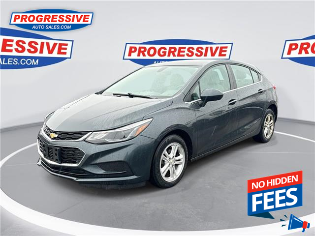 2018 Chevrolet Cruze LT Auto (Stk: JS528632) in Sarnia - Image 1 of 24