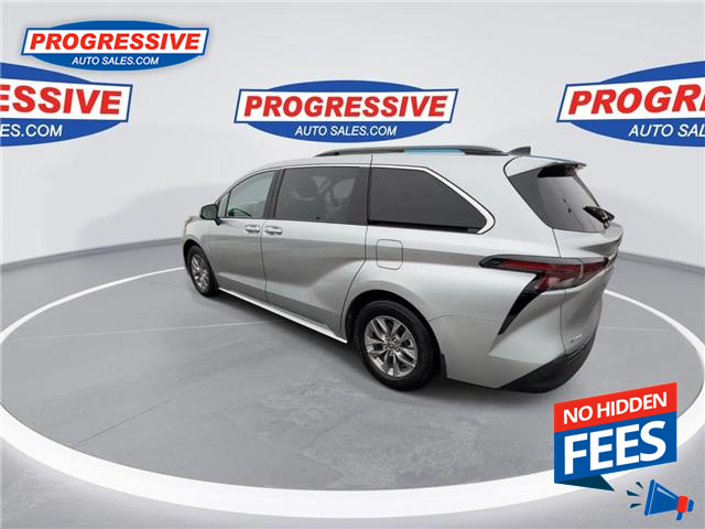 2025 Toyota Sienna LE 8-Passenger (Stk: SS257374) in Sarnia - Image 7 of 25