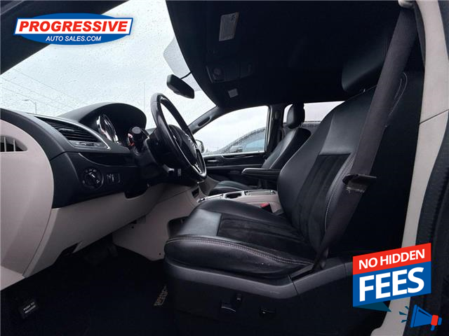 2017 Dodge Grand Caravan CVP/SXT (Stk: HR872871) in Sarnia - Image 12 of 26 2017 Dodge Grand Caravan CVP/SXT (Stk: HR872871) in Sarnia - Image 12 of 26