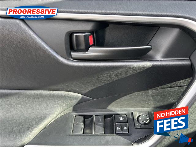 2023 Toyota RAV4 Hybrid LE (Stk: PW180890) in Sarnia - Image 14 of 24