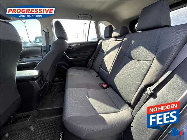 2023 Toyota RAV4 Hybrid LE (Stk: PW180890) in Sarnia - Image 21 of 24