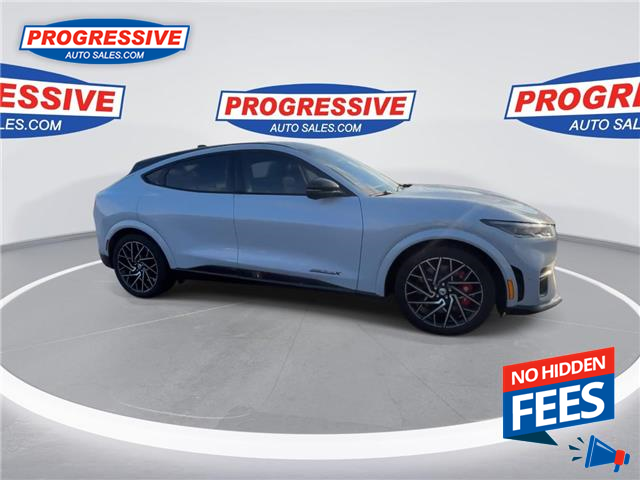 2022 Ford Mustang Mach-E GT Performance Edition (Stk: NMA42428T) in Sarnia - Image 10 of 26