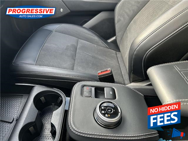 2022 Ford Mustang Mach-E GT Performance Edition (Stk: NMA42428T) in Sarnia - Image 21 of 26