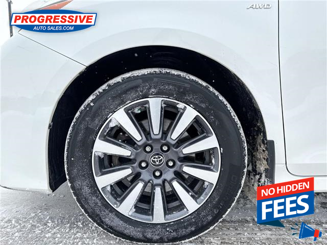 2018 Toyota Sienna XLE 7-Passenger (Stk: JS209449) in Sarnia - Image 11 of 27