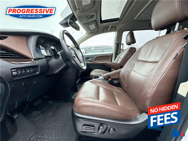 2018 Toyota Sienna XLE 7-Passenger (Stk: JS209449) in Sarnia - Image 12 of 27