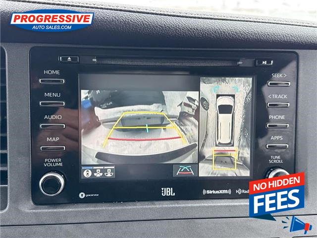 2018 Toyota Sienna XLE 7-Passenger (Stk: JS209449) in Sarnia - Image 18 of 27
