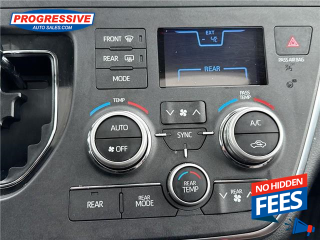 2018 Toyota Sienna XLE 7-Passenger (Stk: JS209449) in Sarnia - Image 20 of 27