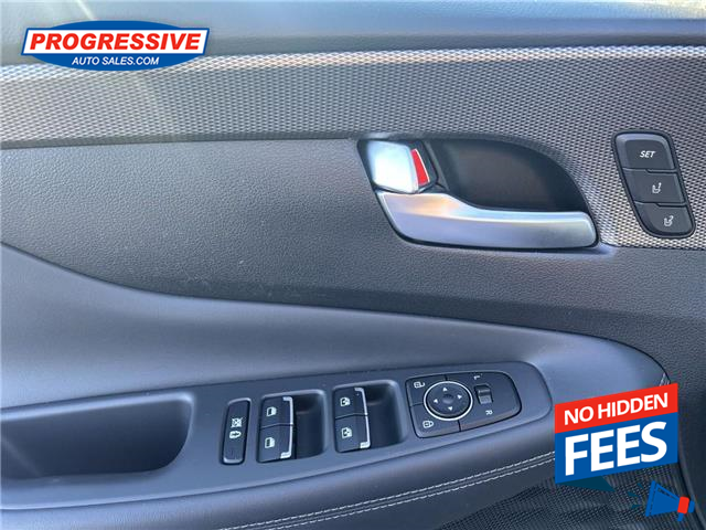 2020 Hyundai Santa Fe Luxury 2.0 (Stk: LH173208P) in Sarnia - Image 14 of 25