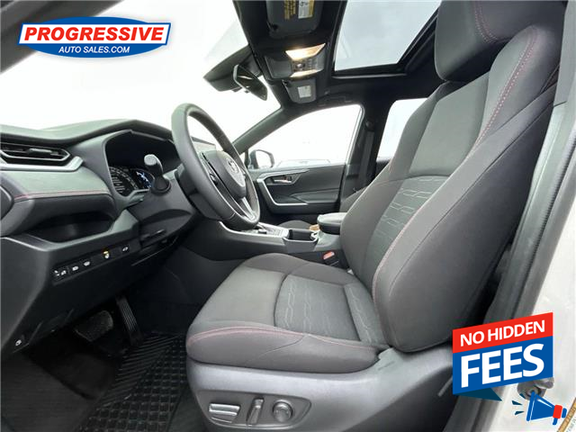 2025 Toyota RAV4 Plug-In Hybrid SE (Stk: SD254369) in Sarnia - Image 12 of 26 2025 Toyota RAV4 Plug-In Hybrid SE (Stk: SD254369) in Sarnia - Image 12 of 26