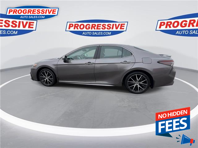 2022 Toyota Camry Hybrid SE (Stk: NU018194) in Sarnia - Image 6 of 25