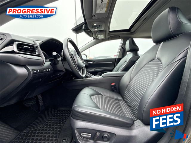 2022 Toyota Camry Hybrid SE (Stk: NU018194) in Sarnia - Image 12 of 25