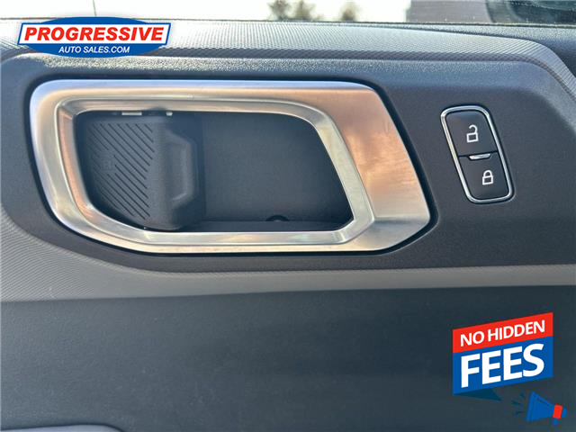 2022 Ford Bronco Big Bend (Stk: NLB26916) in Sarnia - Image 14 of 24