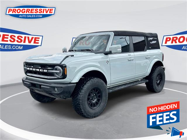 2023 Ford Bronco Base (Stk: PLB66494) in Sarnia - Image 1 of 25