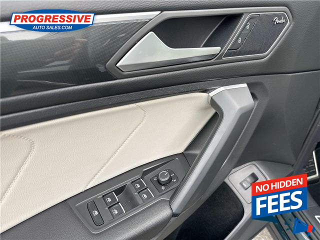 2019 Volkswagen Tiguan Highline (Stk: KM054056T) in Sarnia - Image 14 of 26
