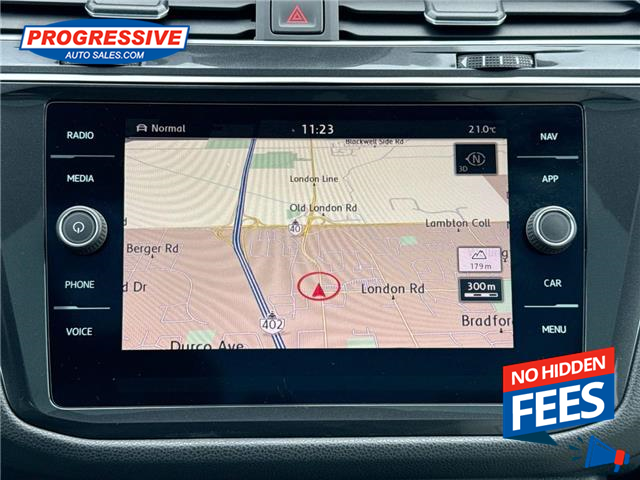 2019 Volkswagen Tiguan Highline (Stk: KM054056T) in Sarnia - Image 19 of 26