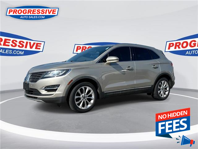 2015 Lincoln MKC Base (Stk: FUJ02187P) in Sarnia - Image 1 of 19