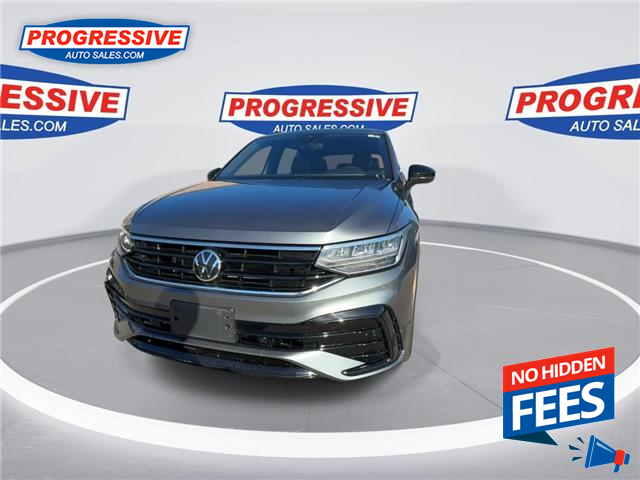 2023 Volkswagen Tiguan Comfortline R-Line Black (Stk: PM121255) in Sarnia - Image 4 of 19