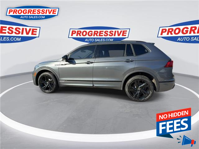 2023 Volkswagen Tiguan Comfortline R-Line Black (Stk: PM121255) in Sarnia - Image 6 of 19