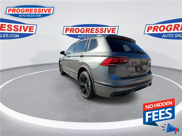 2023 Volkswagen Tiguan Comfortline R-Line Black (Stk: PM121255) in Sarnia - Image 7 of 19