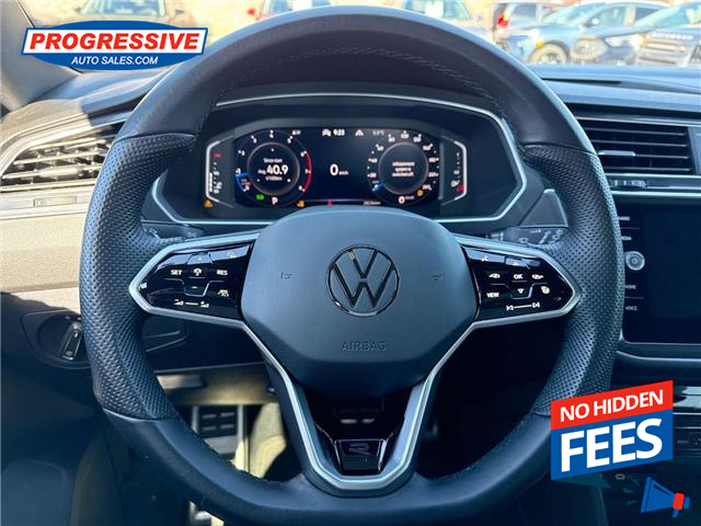 2023 Volkswagen Tiguan Comfortline R-Line Black (Stk: PM121255) in Sarnia - Image 12 of 19