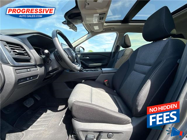 2025 Nissan Rogue SV Moonroof (Stk: SW151197) in Sarnia - Image 12 of 25