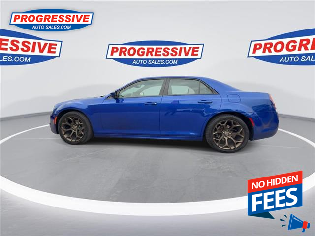 2020 Chrysler 300 S (Stk: LH147487) in Sarnia - Image 6 of 26