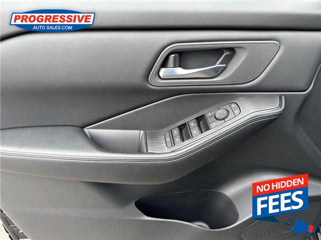 2025 Nissan Rogue SV Moonroof (Stk: SW143743A) in Sarnia - Image 14 of 25