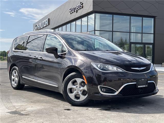 2017 Chrysler Pacifica Touring-L Plus (Stk: 22TC99A) in Midland - Image 1 of 14