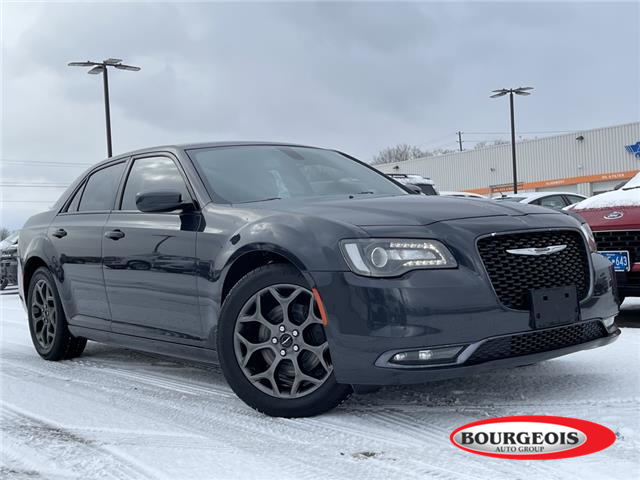2018 Chrysler 300 S (Stk: 21T813A) in Midland - Image 1 of 17