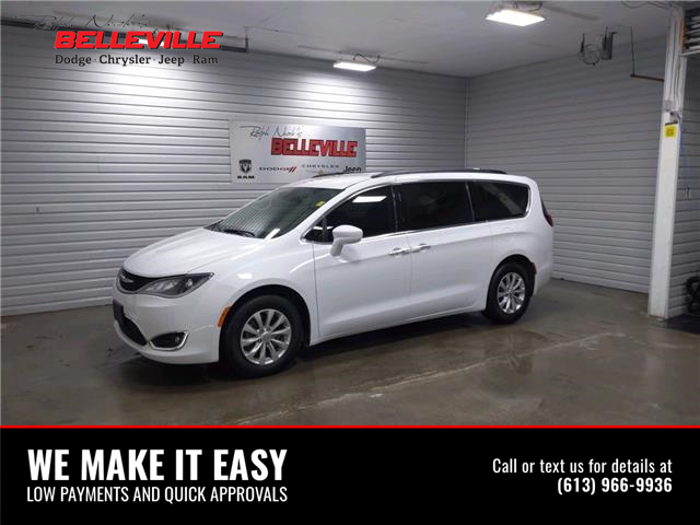 2019 Chrysler Pacifica Touring Plus (Stk: 2413A) in Belleville - Image 1 of 12