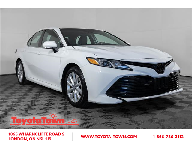 2018 Toyota Camry LE (Stk: H0918L) in London - Image 1 of 31