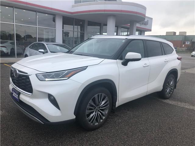 2021 Toyota Highlander Limited (Stk: CP11723) in Chatham - Image 1 of 8