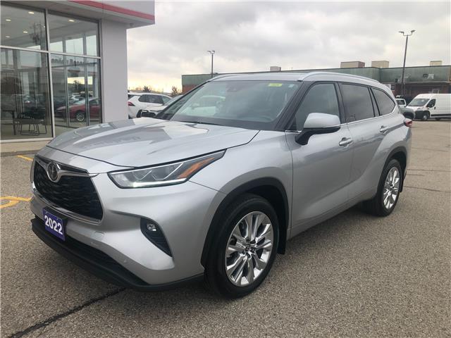 2022 Toyota Highlander Limited (Stk: CP11705) in Chatham - Image 1 of 16