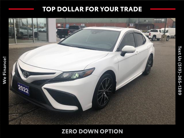 2022 Toyota Camry SE (Stk: 46116B) in Chatham - Image 1 of 14