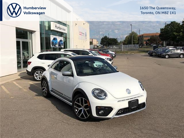 2019 Volkswagen Beetle 2.0 TSI Dune (Stk: 99502A) in Toronto - Image 1 of 17