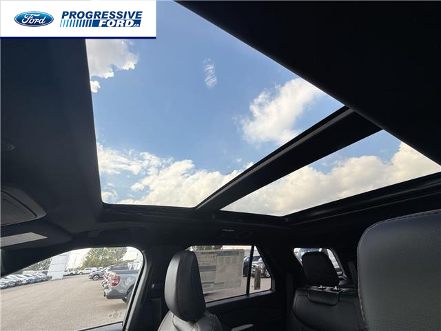 2025 Ford Explorer ST-Line (Stk: SGC83092) in Wallaceburg - Image 22 of 27