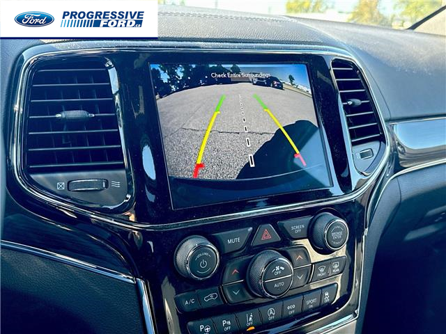 2021 Jeep Grand Cherokee Overland (Stk: MC748876T) in Wallaceburg - Image 17 of 26