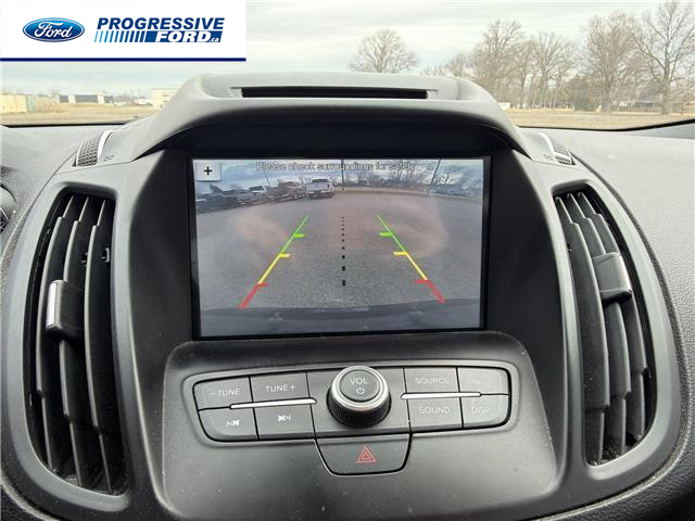 2018 Ford Escape SE (Stk: JUA01153T) in Wallaceburg - Image 17 of 25