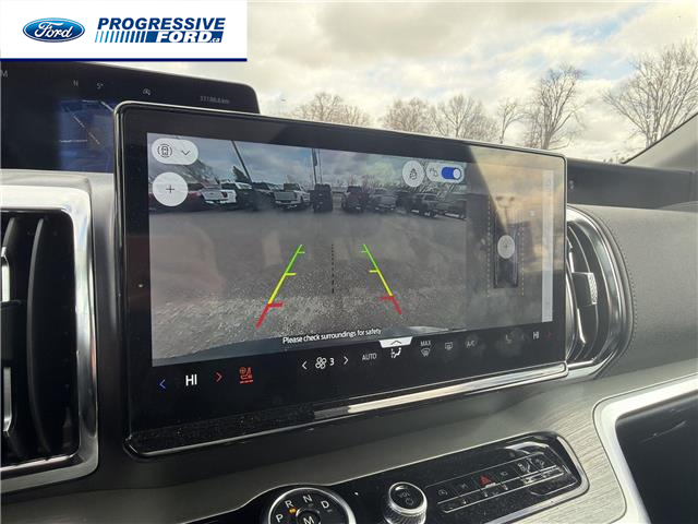 2025 Ford Expedition Platinum (Stk: SEA10679T) in Wallaceburg - Image 17 of 27