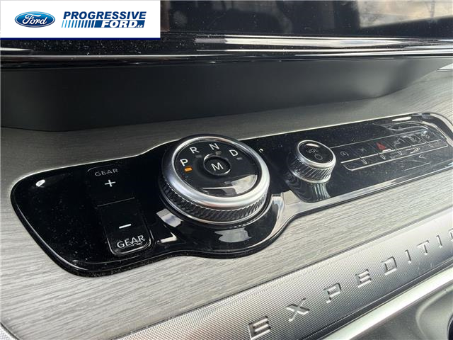 2025 Ford Expedition Platinum (Stk: SEA10679T) in Wallaceburg - Image 20 of 27