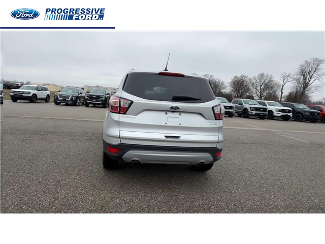 2018 Ford Escape Titanium (Stk: JUB91670) in Wallaceburg - Image 6 of 24