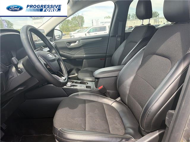 2025 Ford Escape PHEV (Stk: SUB06103) in Wallaceburg - Image 3 of 17