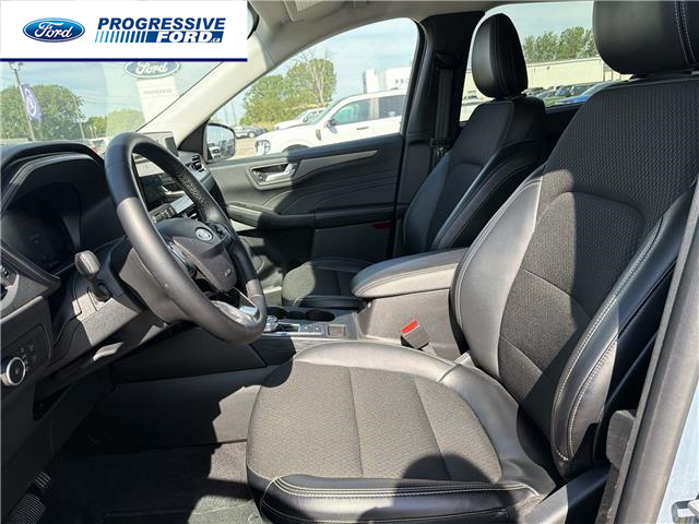 2025 Ford Escape PHEV (Stk: SUB09577) in Wallaceburg - Image 3 of 17