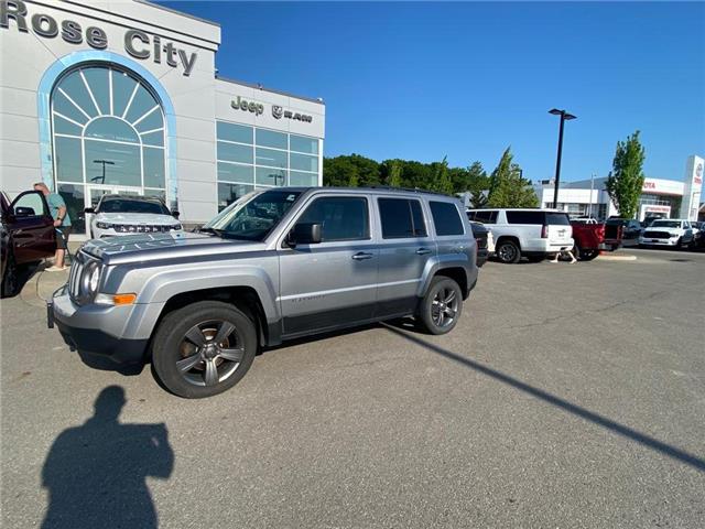 2015 Jeep Patriot Sport/North (Stk: N2274A) in Welland - Image 1 of 4