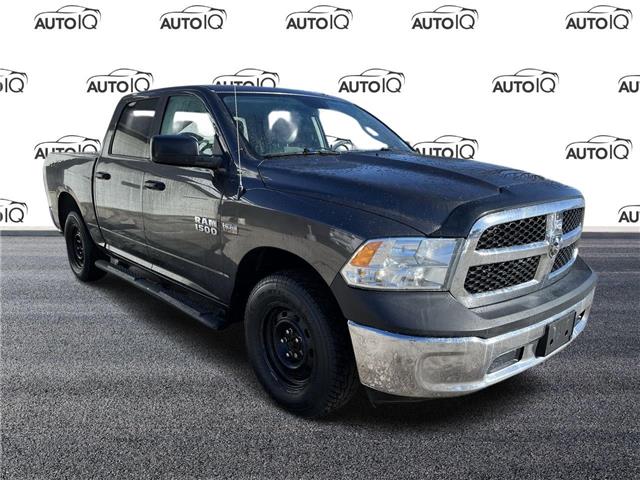 2017 RAM 1500 ST (Stk: 36879AUXZ) in Barrie - Image 1 of 18