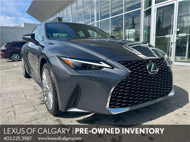 2022 Lexus IS 300 Base (Stk: 220352L) in Calgary - Image 1 of 16