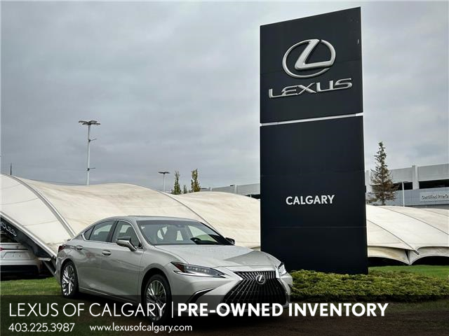 2023 Lexus ES 300h Base (Stk: 250913A) in Calgary - Image 1 of 23