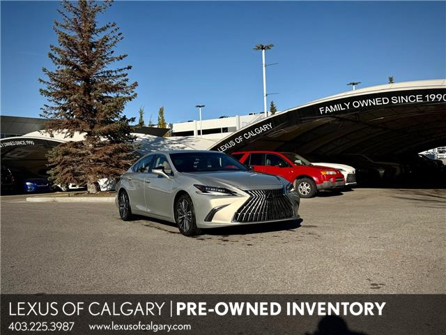 2023 Lexus ES 300h Base (Stk: 250263LA) in Calgary - Image 1 of 19